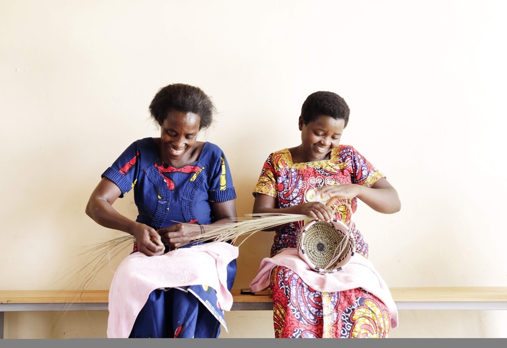 Corbeille "Mauve shape basket"