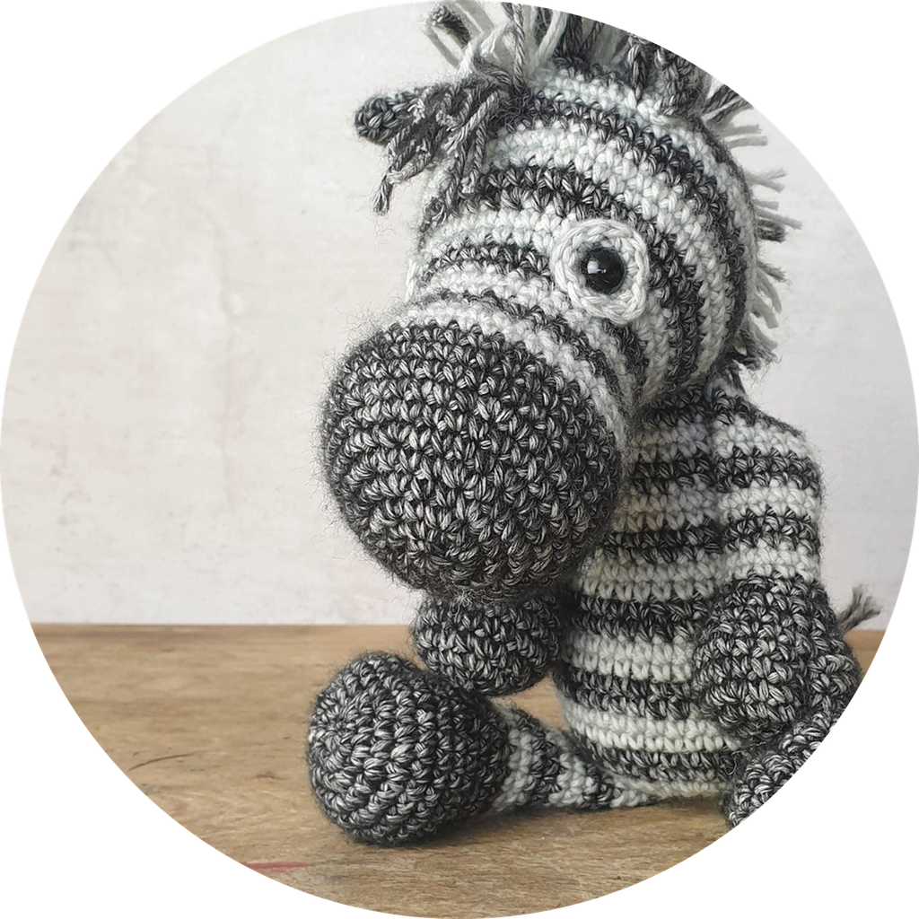 Kit de crochet DIY "Dirk Zebra"