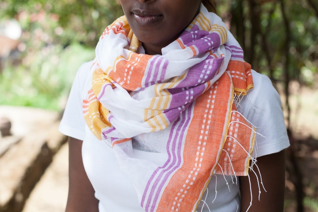 SABAHAR Echarpe "Adi"